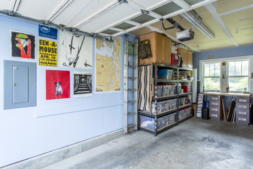 photo of tidy garage after renovation